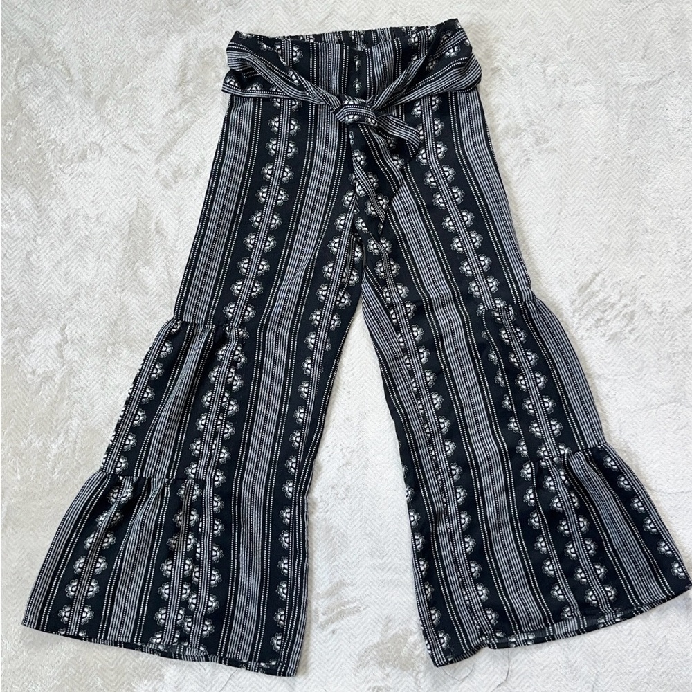 Striped Black and White Wide-Leg Pants